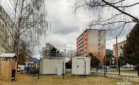 Monitorovacia stanica Ružomberok, Riadok